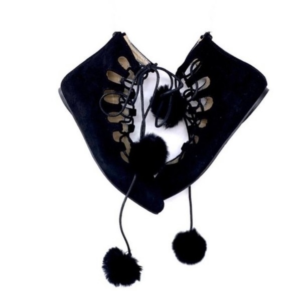 Pom Pom wrap around flat - Picture 5 of 5